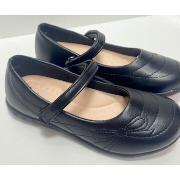 Brand New Cute Girls Black Mary Jane Flats, Bow Accent, Round Toe, Size 1 - Picture 3 of 7